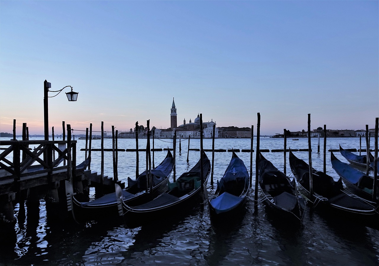 Living and working in Italy – vacancies via Recruit4Work